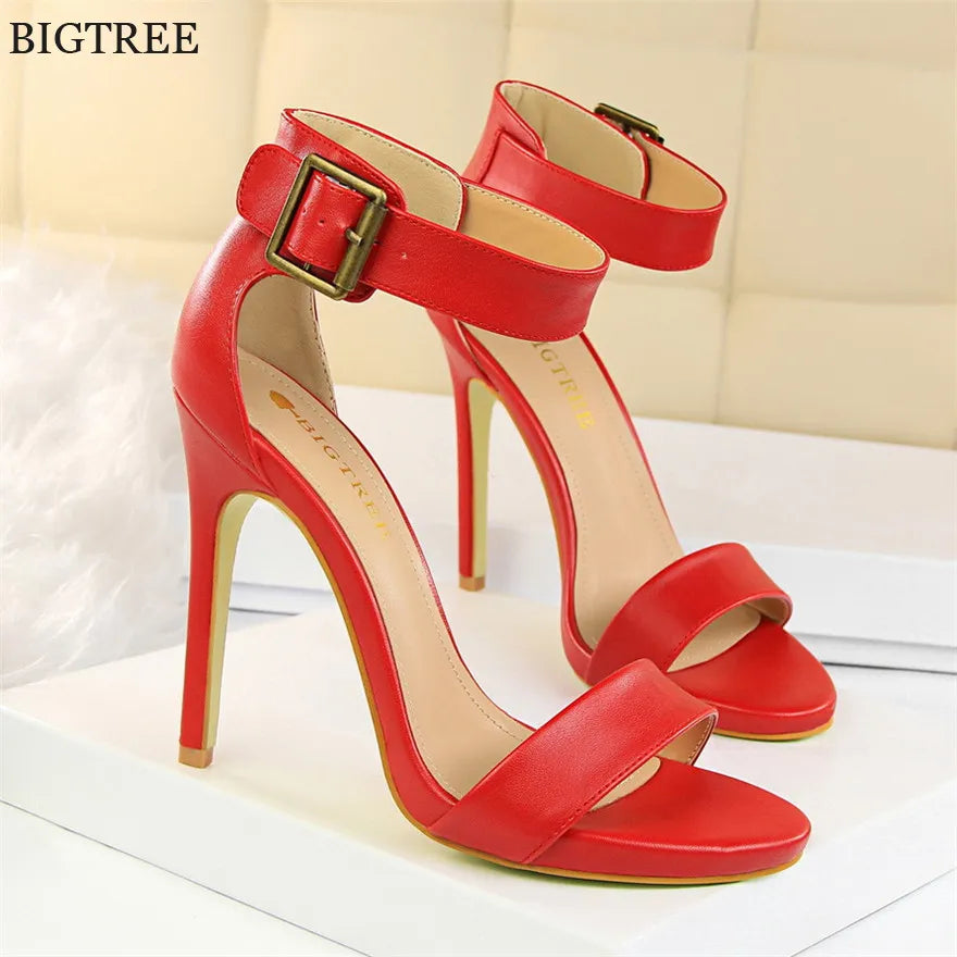 Retro Buckle Strap Women Heels